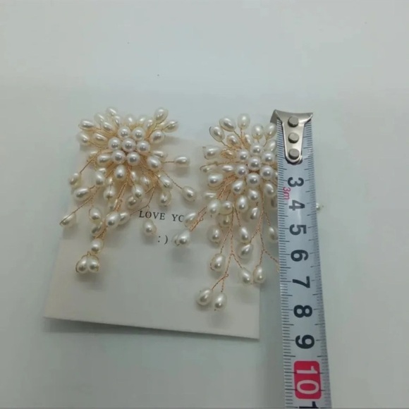 Anthropologie Pearl Wired Cascading Earrings - Picture 12 of 15